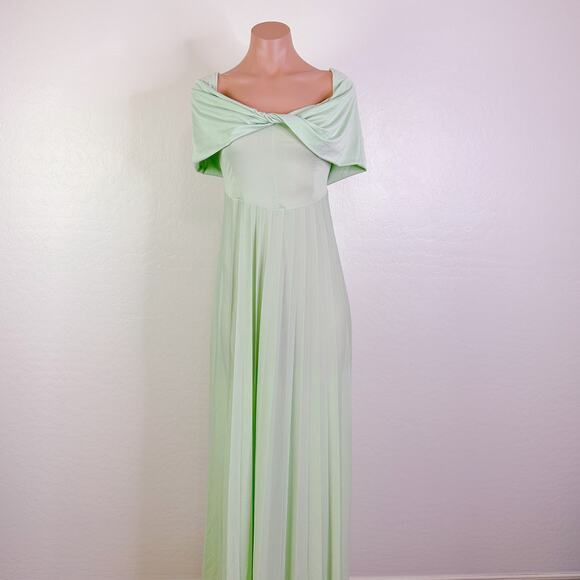 Whimsical Fairy Romantic Garden Twist Off Shoulder Pleated Maxi Dress Sage 8 NEW - Picture 2 of 12